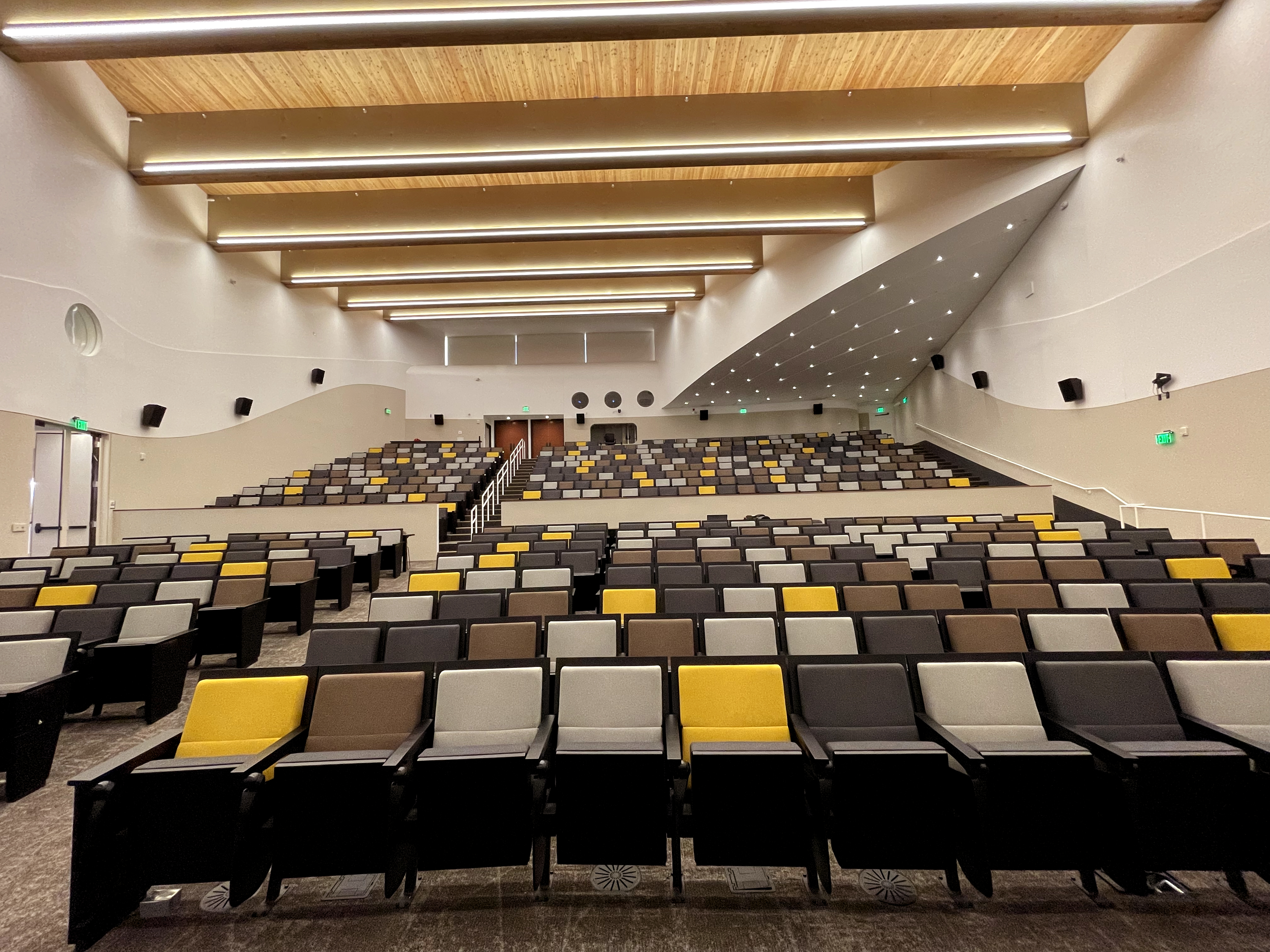 Image of the rear of Kresge 3105 classroom