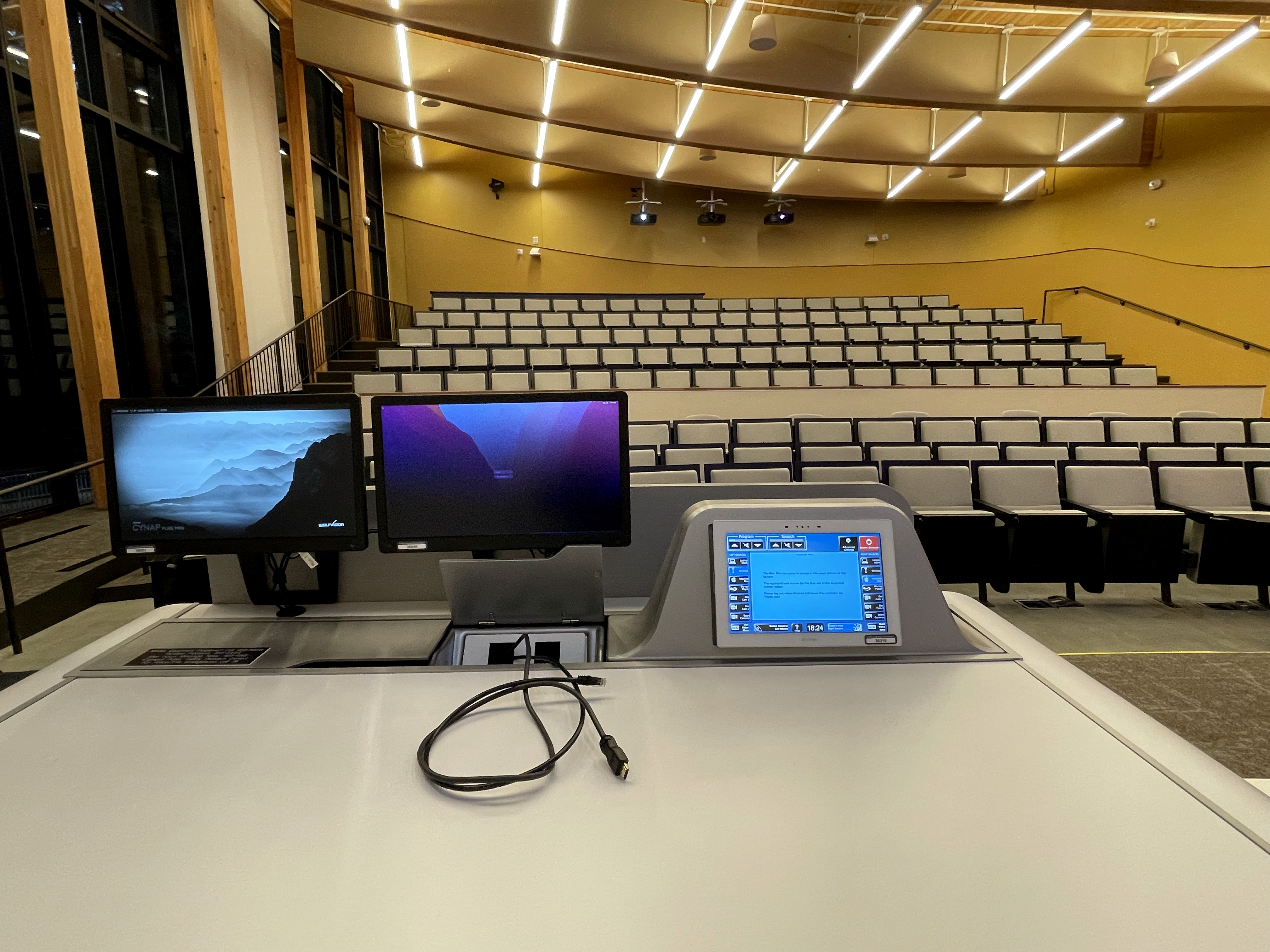 Image of the instructor's view of the lectern in Kresge 3201