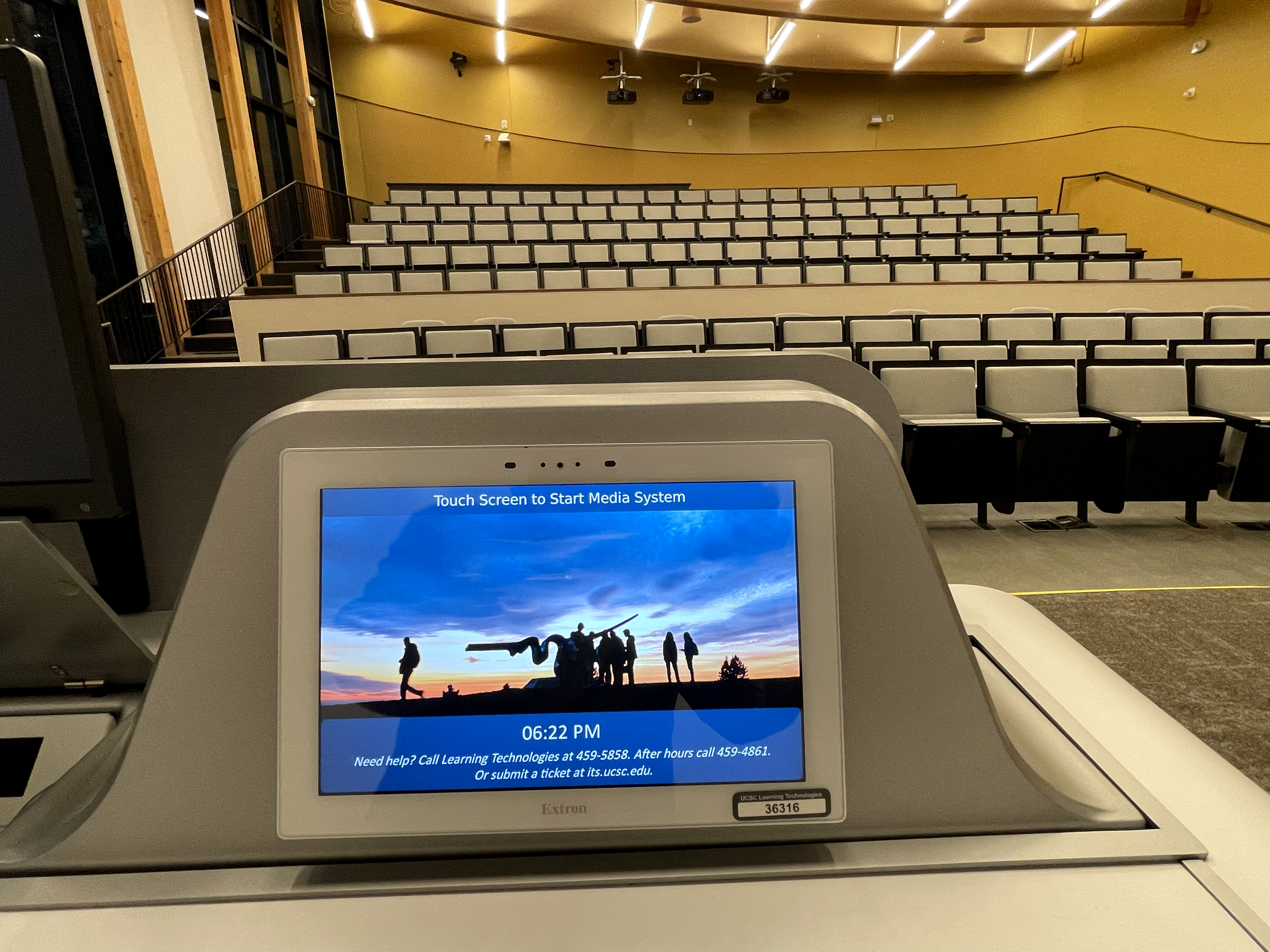 Image of the Instructor's view of the media panel in Kresge 3201